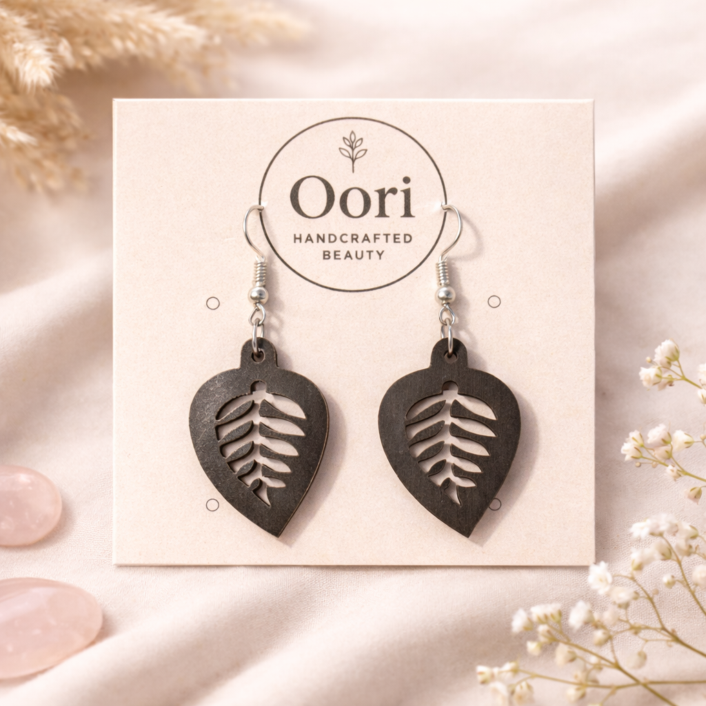 Oori Noir Botanical Heart Drops